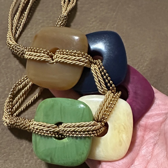 NWOT Chico's Geometric Necklace - Picture 9 of 9